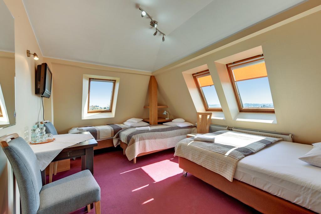 Bed & Breakfast Abak 2*
