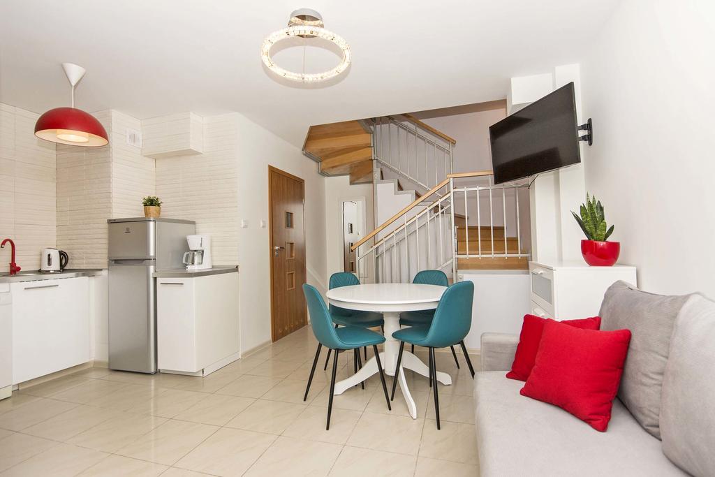 White Lions - Old Town Apartment *