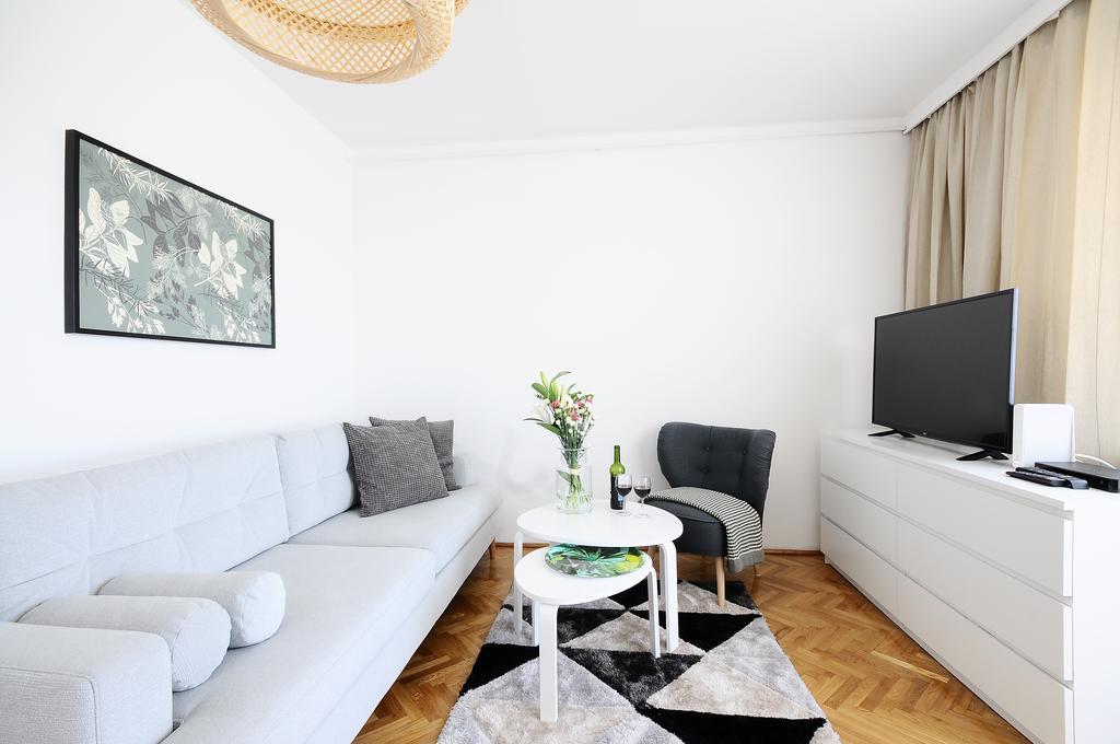 A Place Like Witosa Apartment *