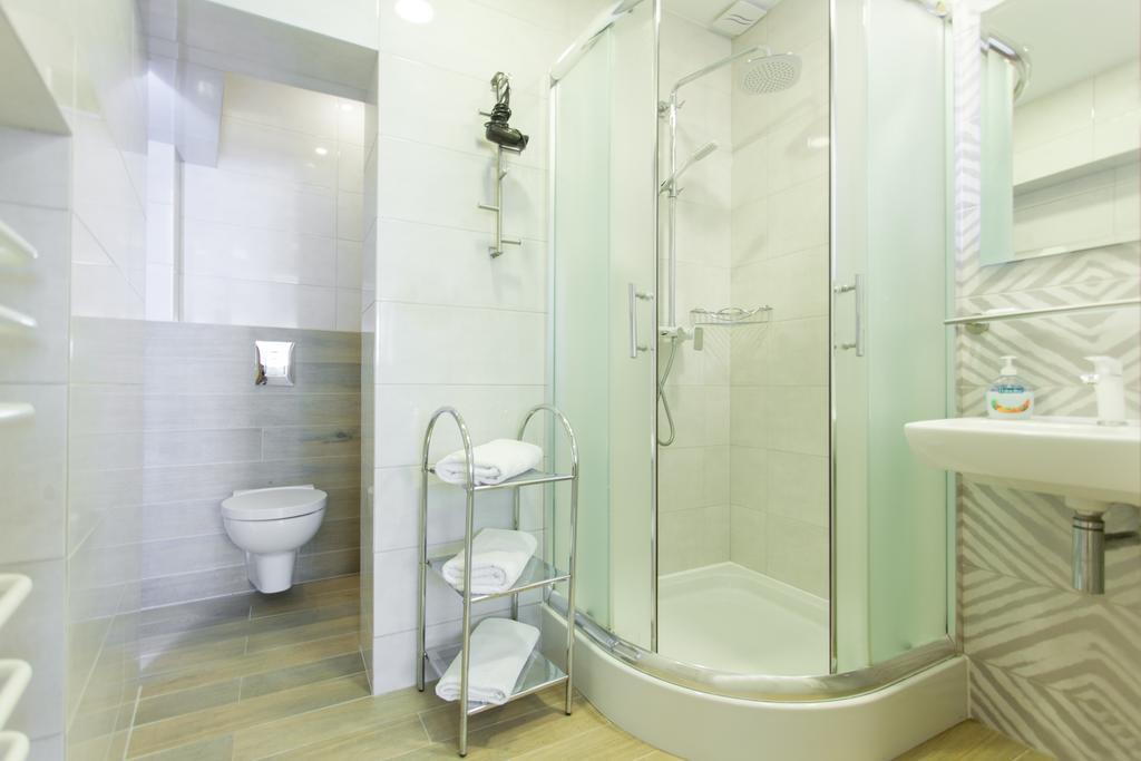 Guest house Anna - - Free Parking