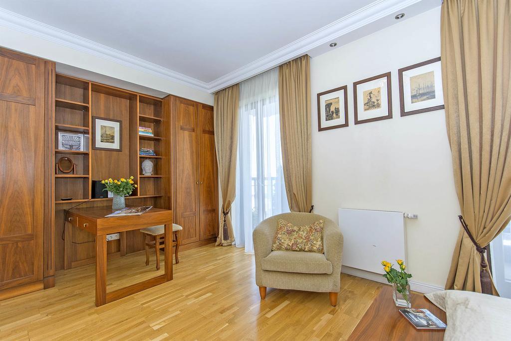Apartments Szafarnia Huoneisto