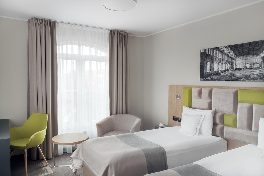 Almond Business & Spa 4*