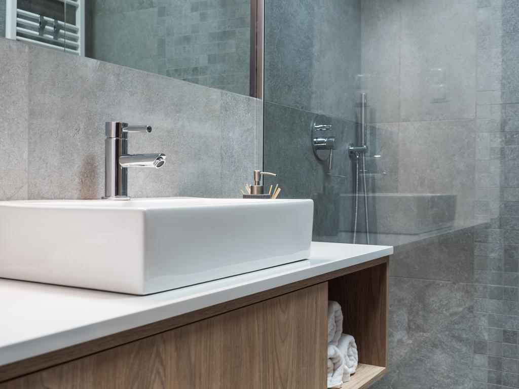 Center - Riverside By Apartmore Apartment