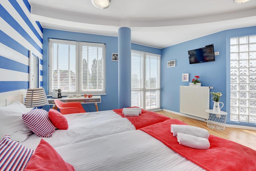 Bed & Breakfast Navy Group - Marina 3*