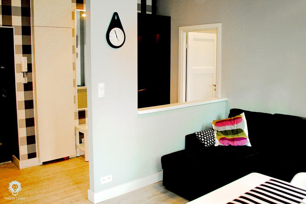 White Lions - Old Town Apartment *