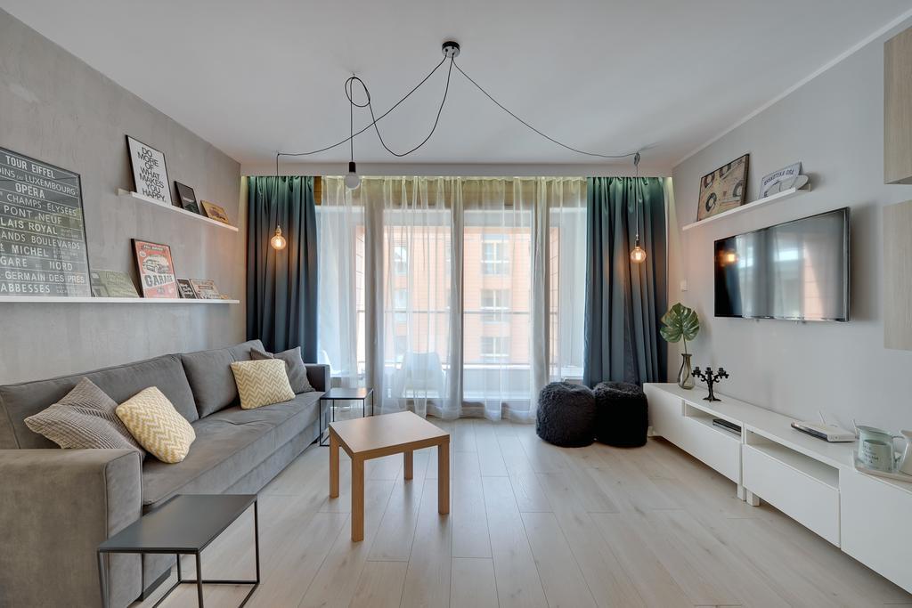 Aura Old Town Apartment