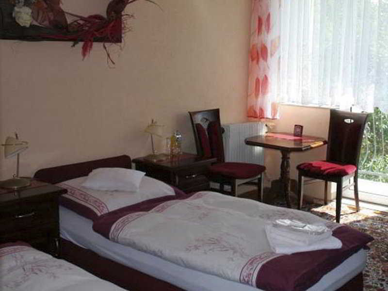 Bed & Breakfast Albatros Happy 2*