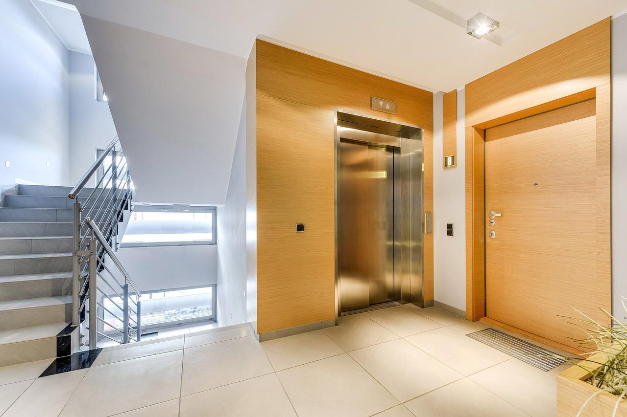 Garnizon Modern Apartment With Parking & Balcony Apartment *
