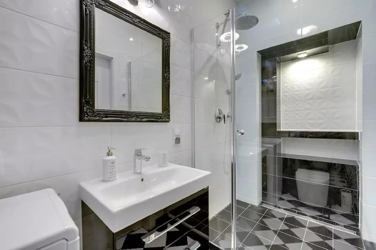 Platinium Ogarna Old Town Apartment