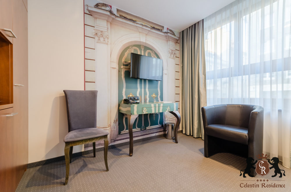 Celestin Aparthotel