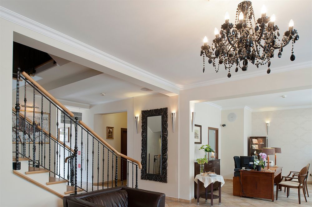 Hotel Bonum Old Town 3*