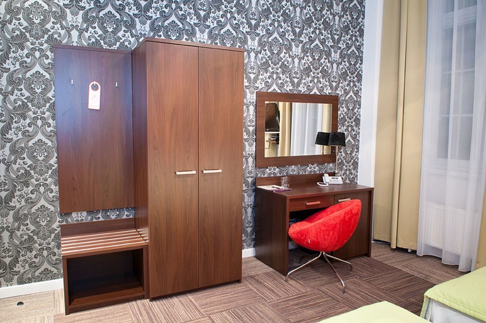 Hotel Artus - Old Town 3*