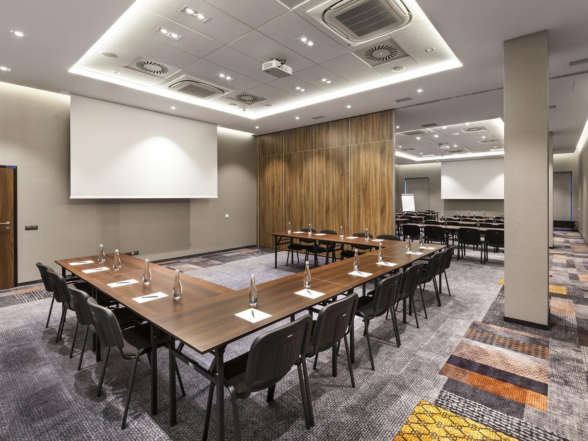 Hotel Sadova 4*