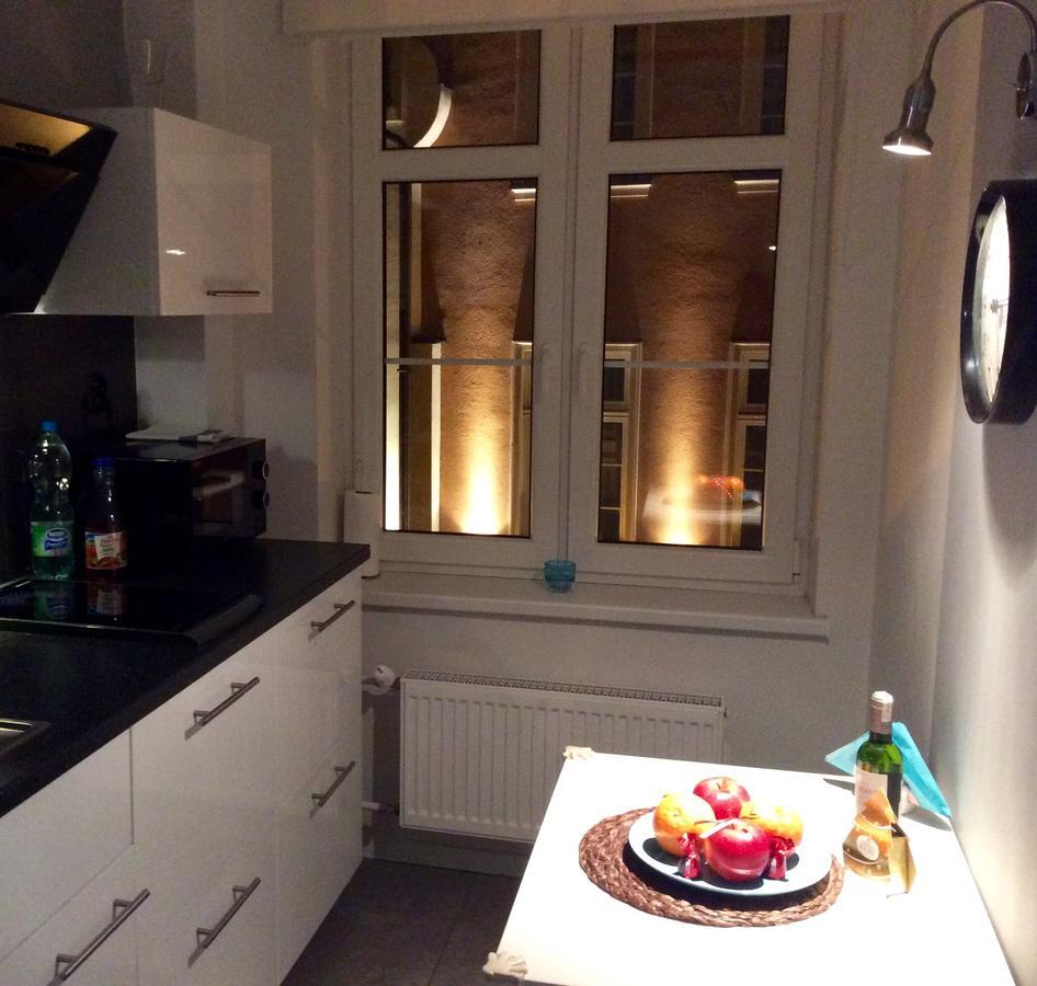 Feel At Apartment