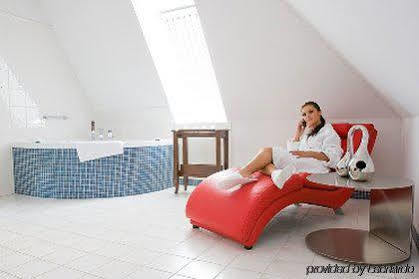 Oliwska Dolina Bed & Breakfast Gdansk