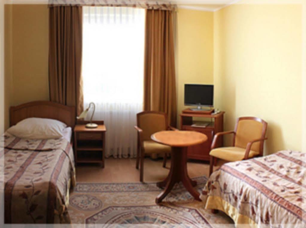 Hotel Renusz 3*