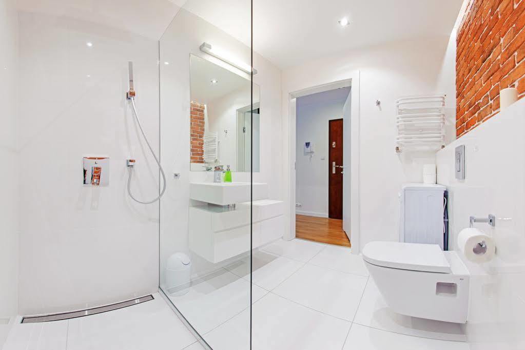 Huoneisto Apartament Stara Winiarnia
