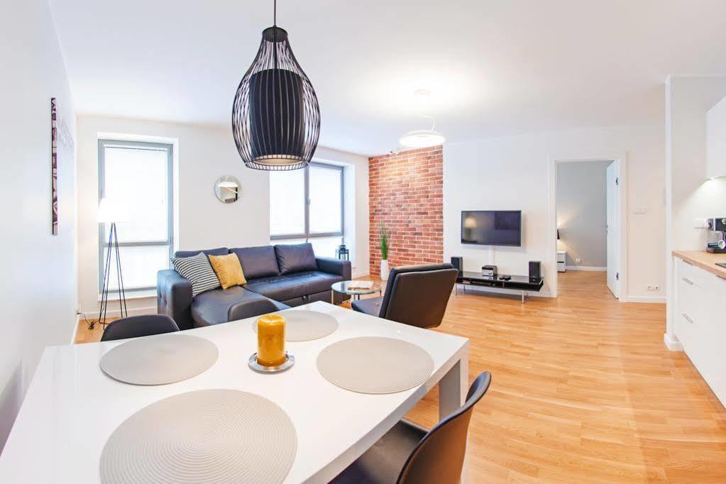 Huoneisto Apartament Stara Winiarnia