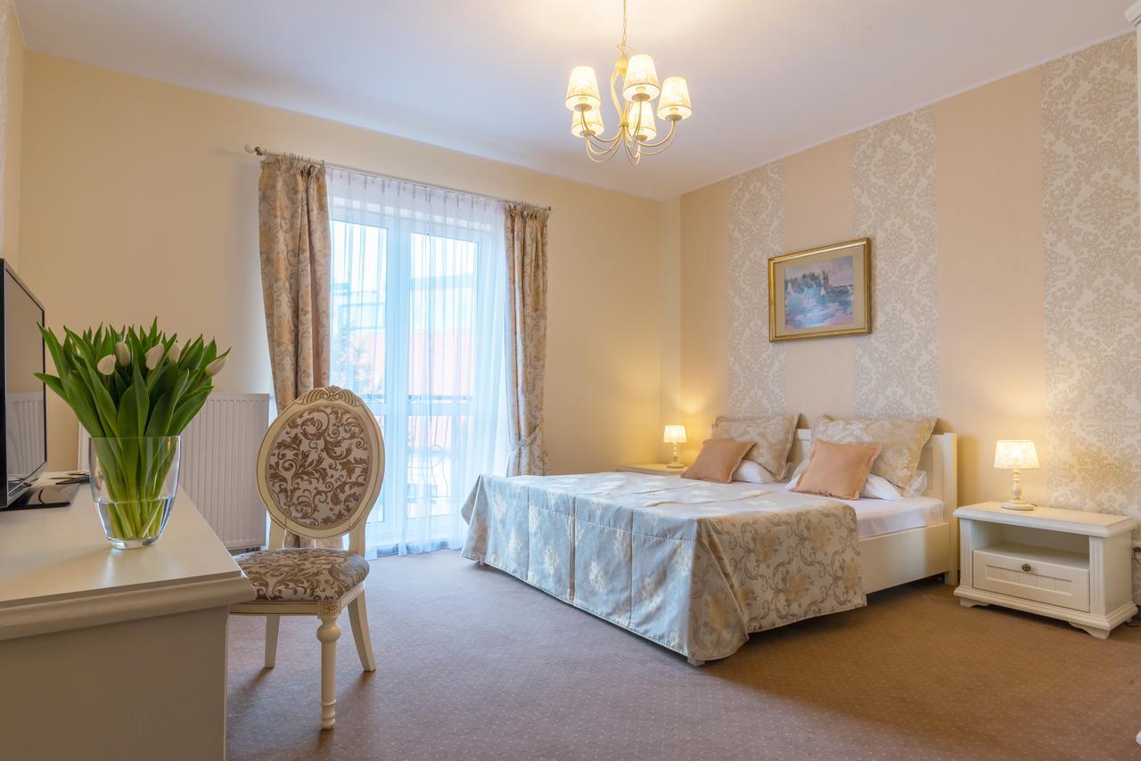 Bed & Breakfast Leszczynowy Dworek *