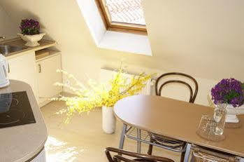 Aparthotel Oliwa Park 3*