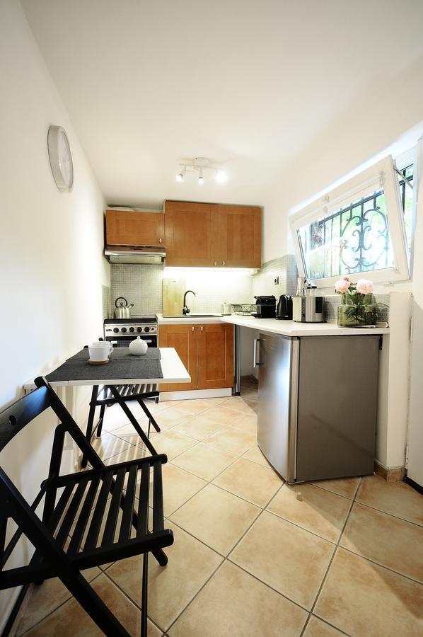 A Place Like Horeszkow Apartment
