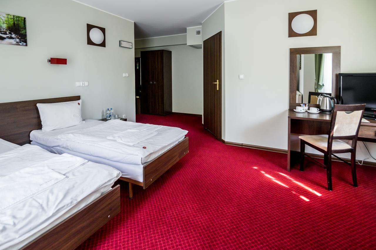 Inn Dworek Pani Walewska 3*
