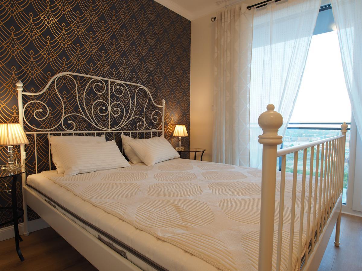 Apartment Grand Tourist Penthouse Walowa Str .