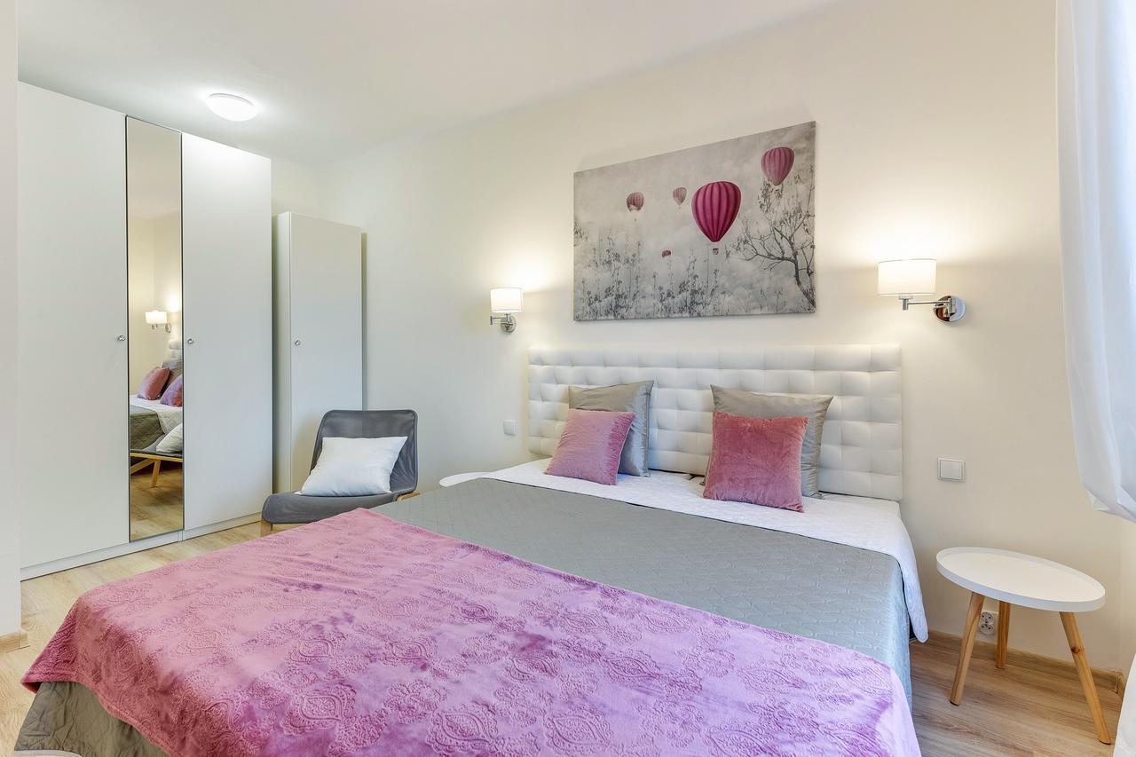 Old Town Gardens Modern Apartment