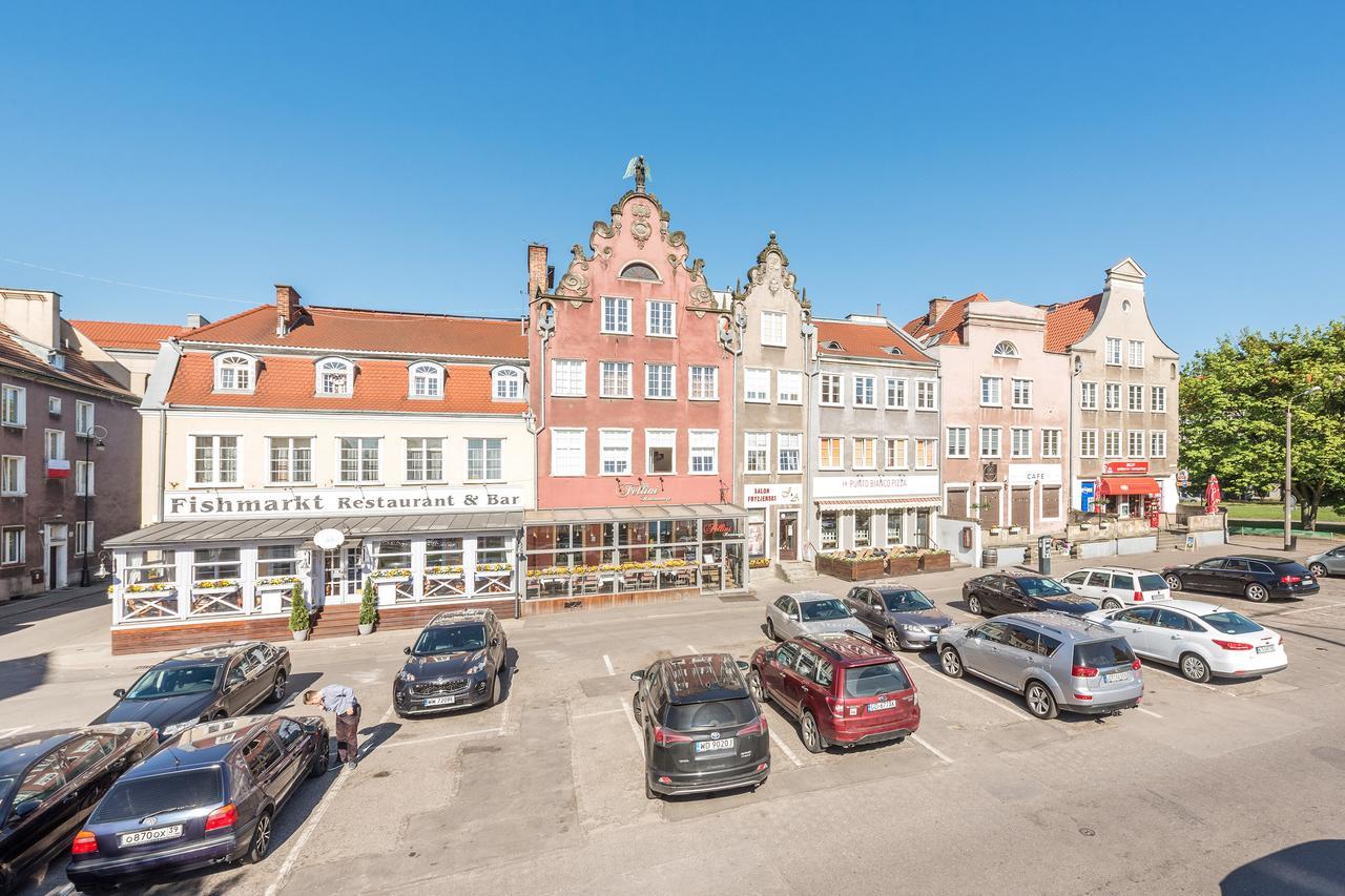 By The River - Old Town By Renters Gdańsk