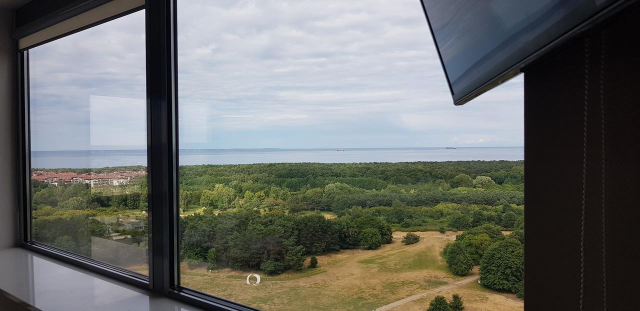 16th Floor View On The Sea And City. 15 Minutes Walk To The Beach. Lejlighed Gdańsk
