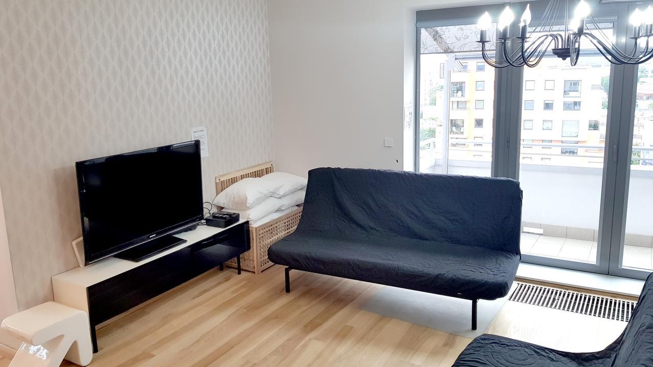 16th Floor View On The Sea And City. 15 Minutes Walk To The Beach. Gdańsk