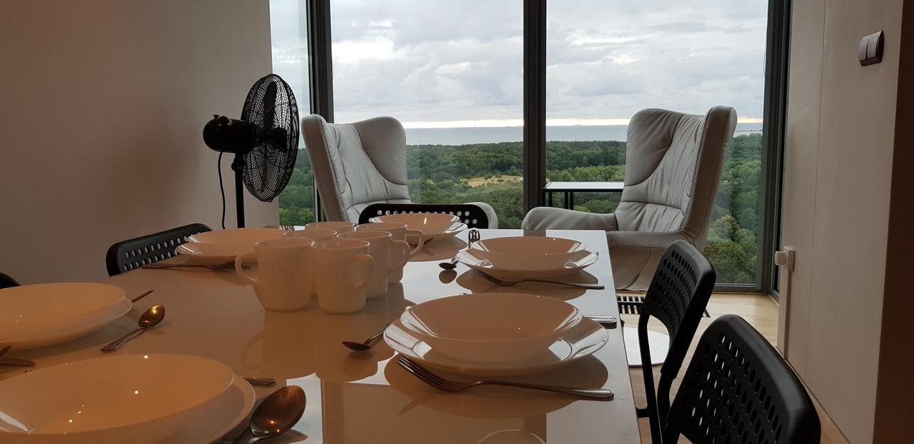 16th Floor View On The Sea And City. 15 Minutes Walk To The Beach. *