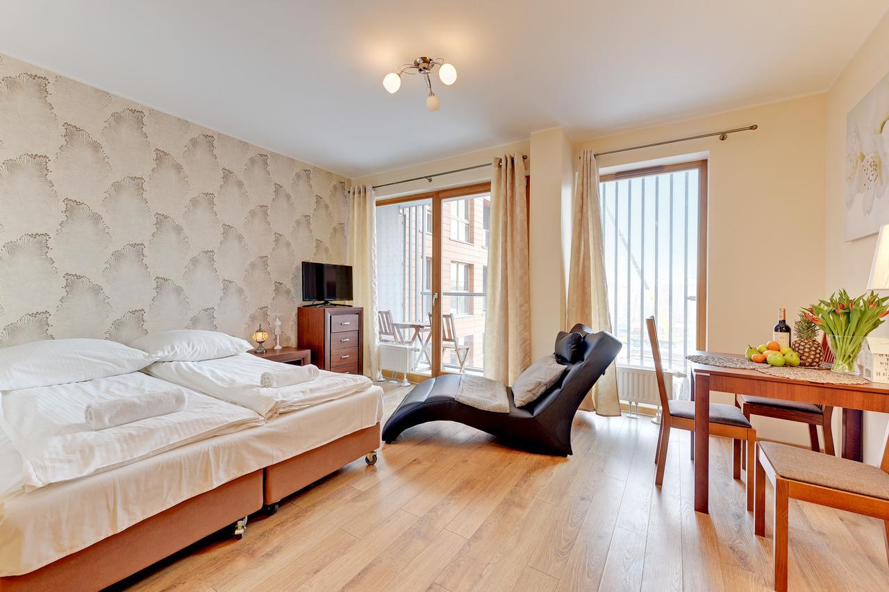 Aura Old Town Apartment