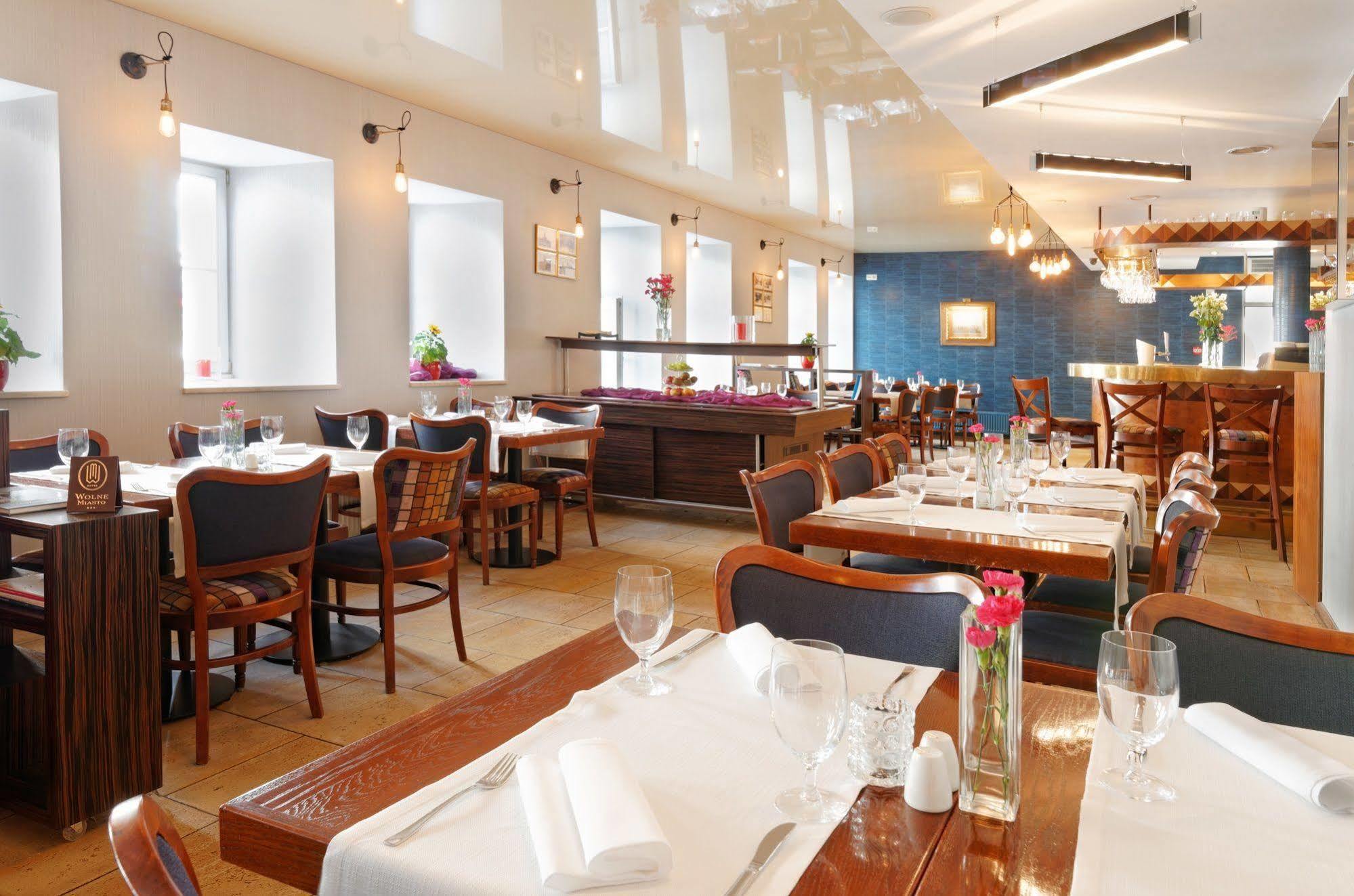 Hotel Wolne Old Town 3*