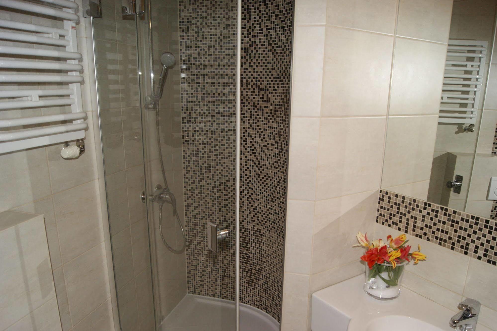 Oliwa Park Aparthotel 3*