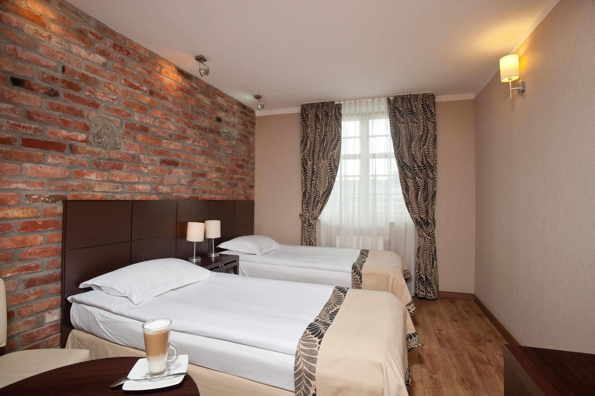 Bonum Old Town Hotel 3*