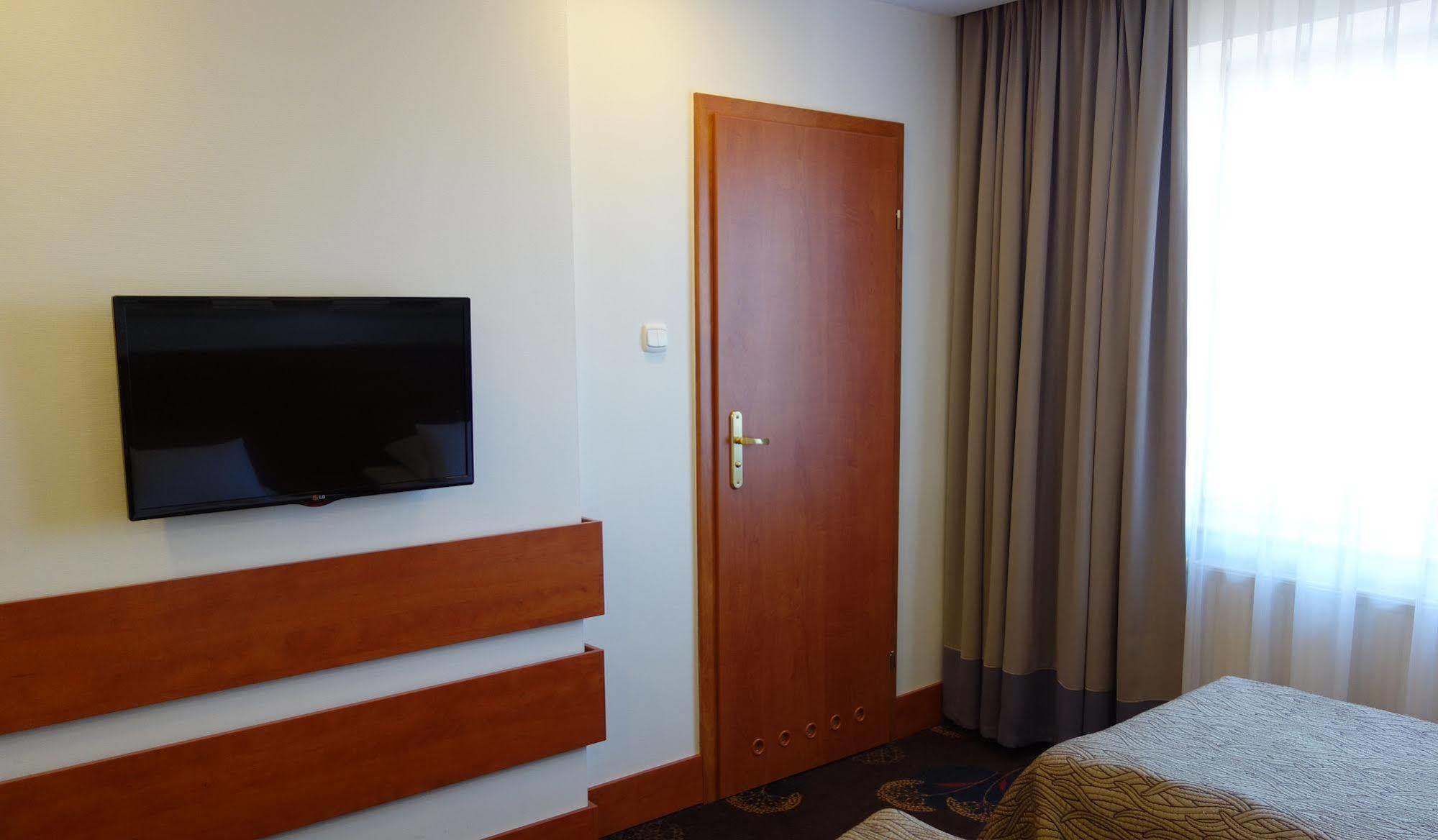 Huoneistohotelli Akme Apartments&rooms 3*