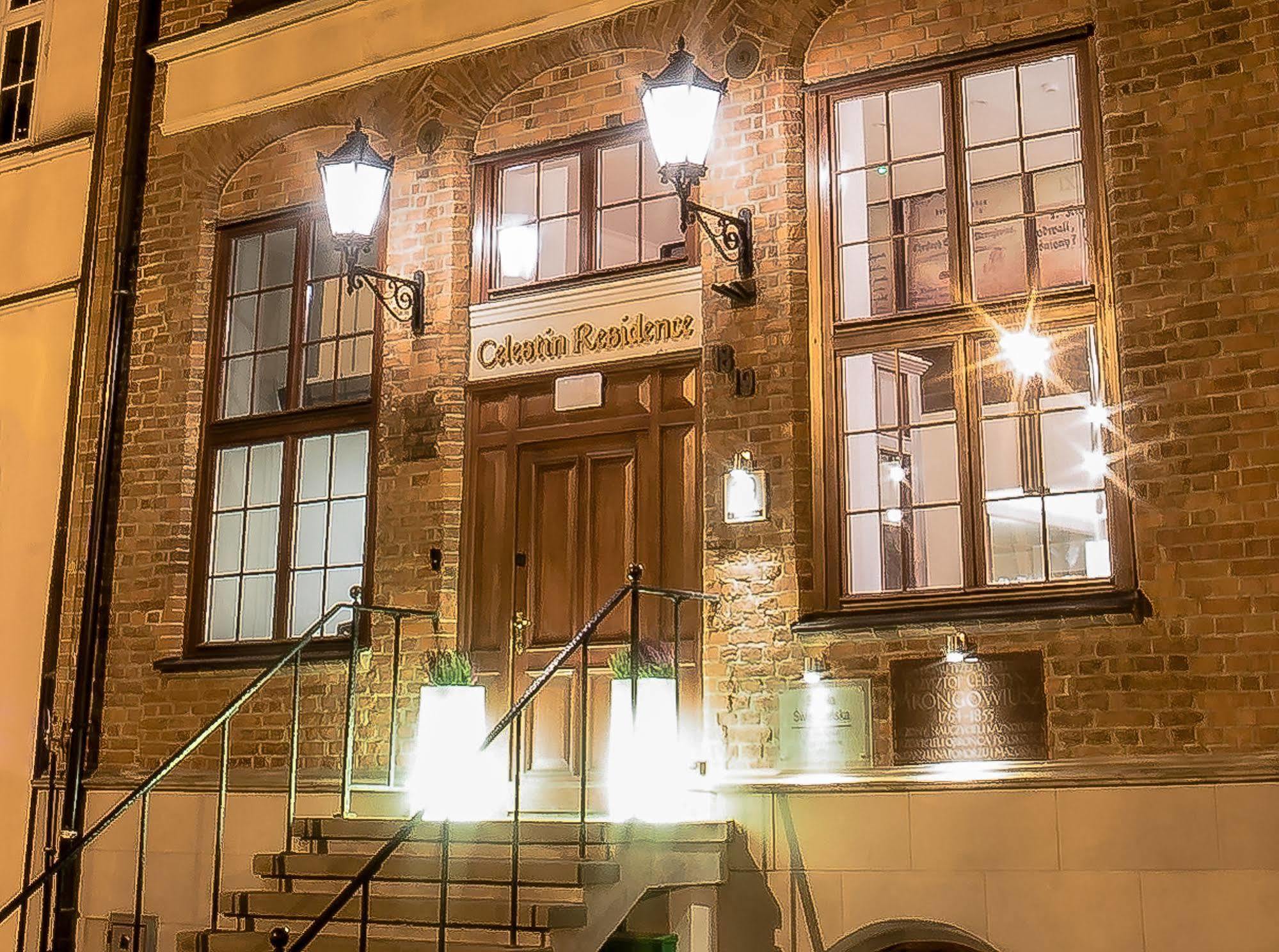 Aparthotel Celestin 3*