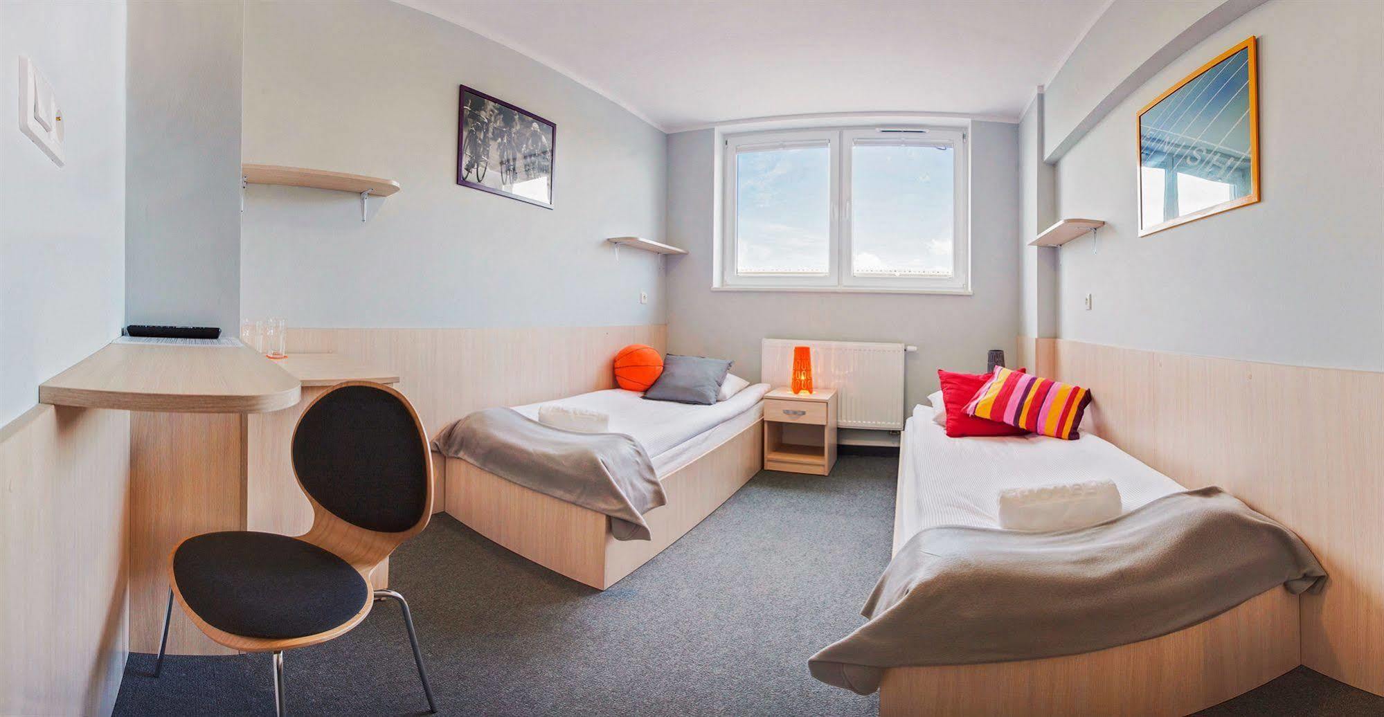 Rakietka Hostel *