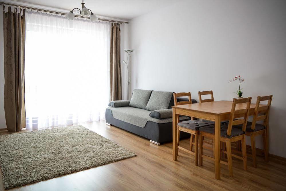 Apartment Bently Platinium - Double Bedroom Seaside Gdansk