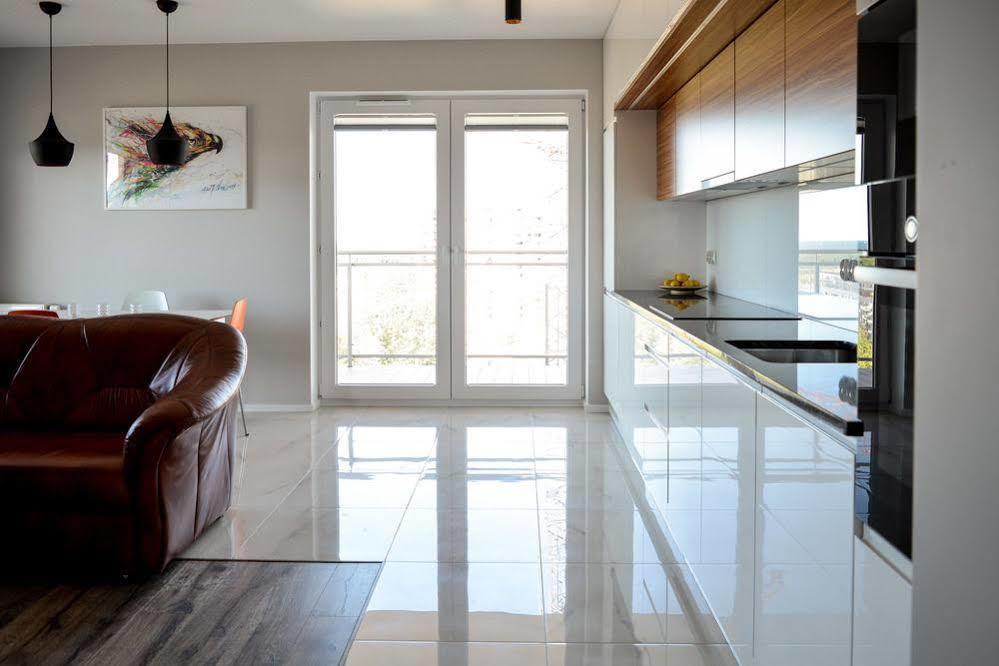 Apartment Bently Platinium - Double Bedroom Seaside Gdansk