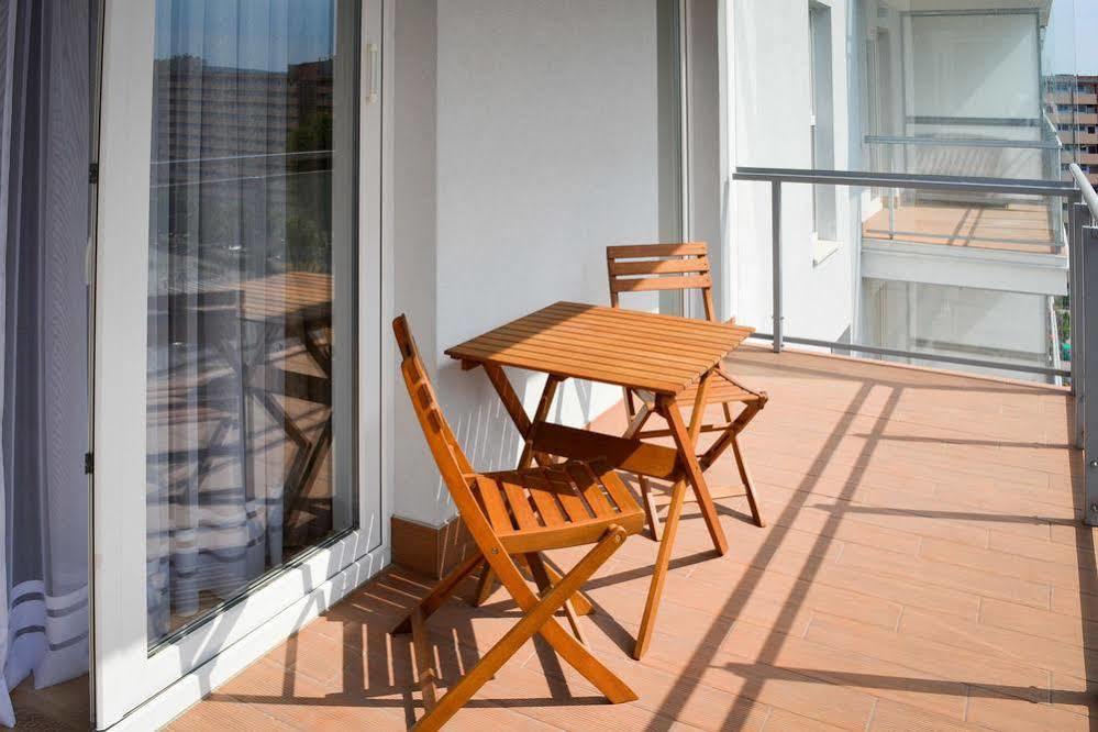 Apartment Bently Platinium - Double Bedroom Seaside