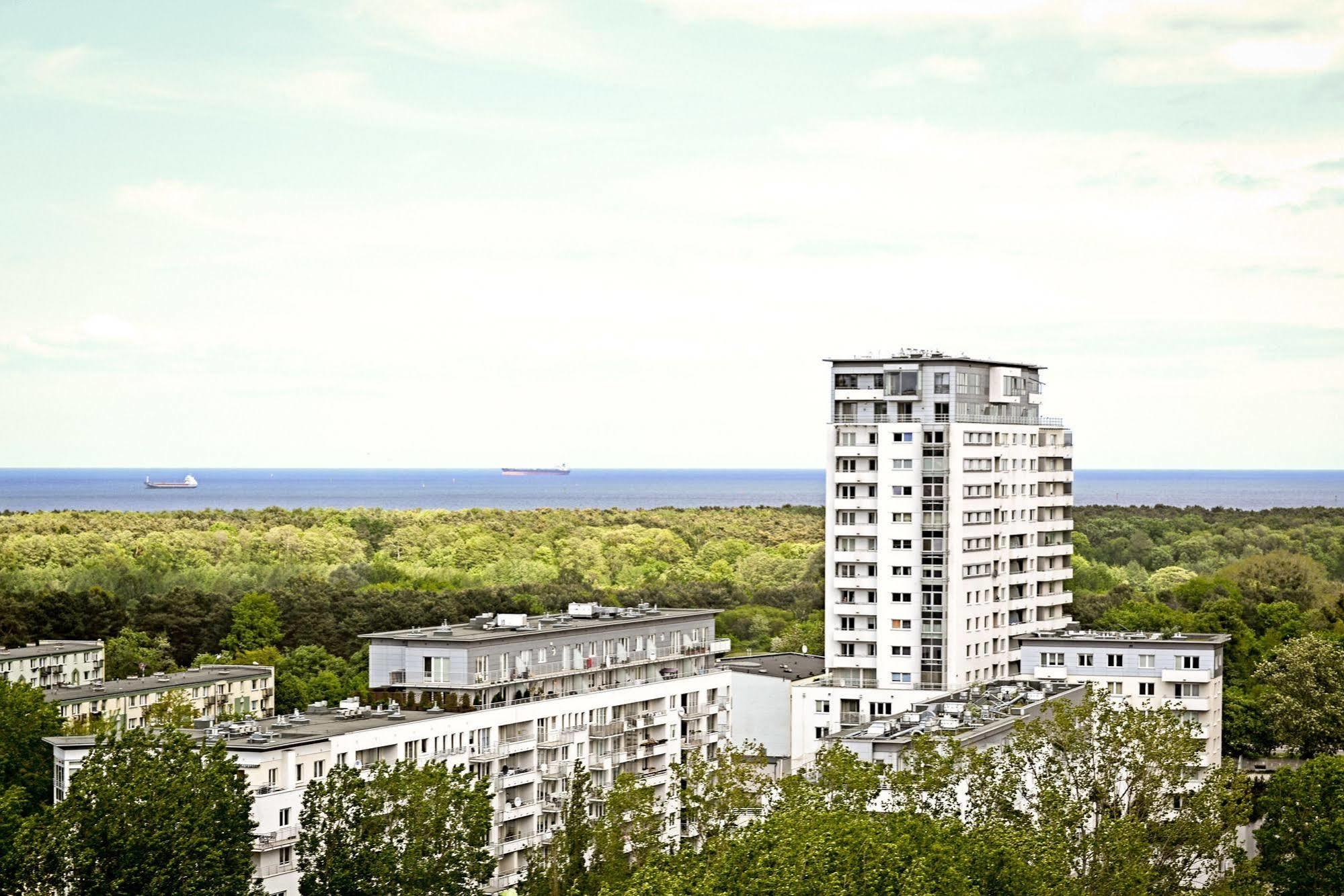 Apartment Bently Platinium - Double Bedroom Seaside Gdansk