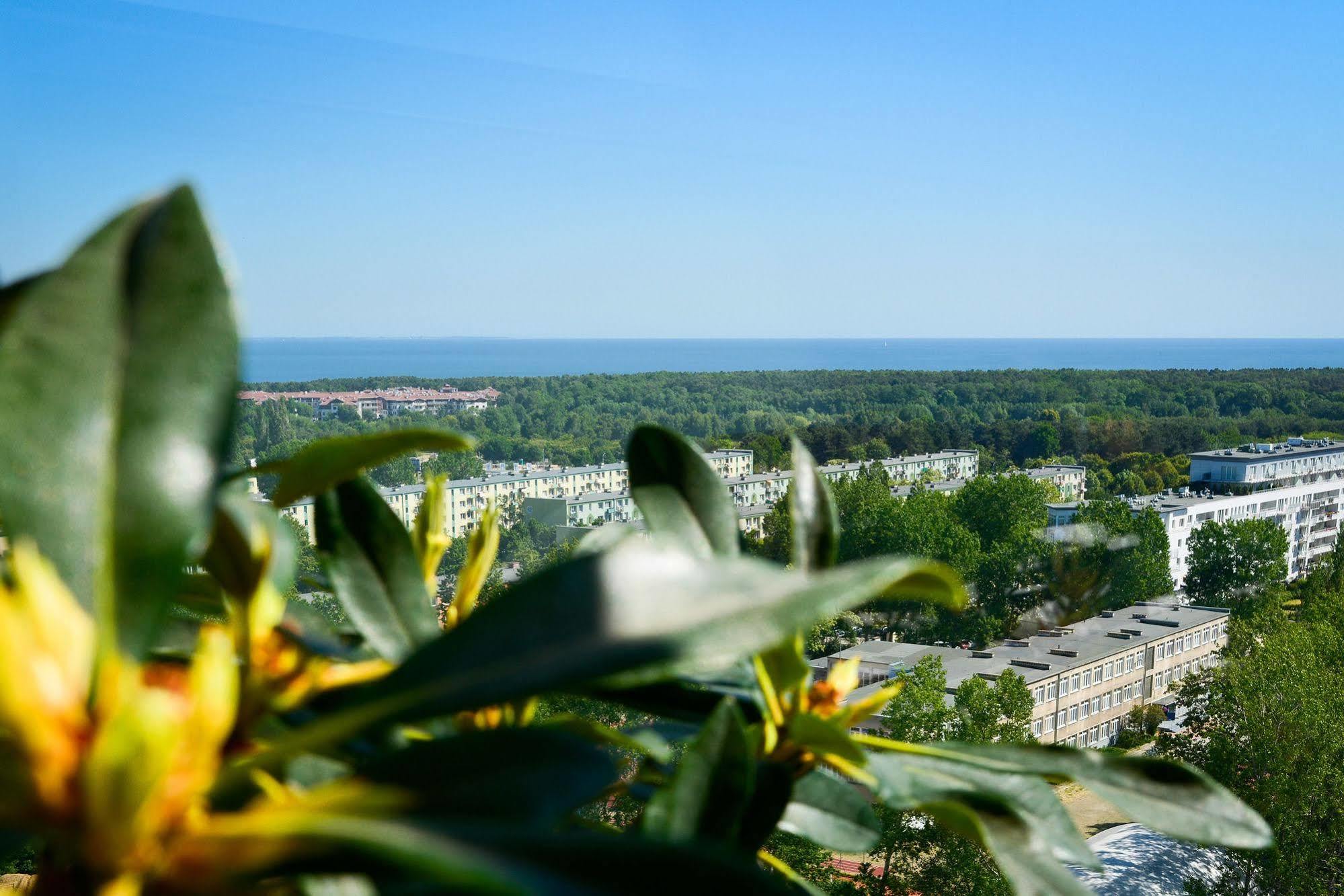 Apartment Bently Platinium - Double Bedroom Seaside