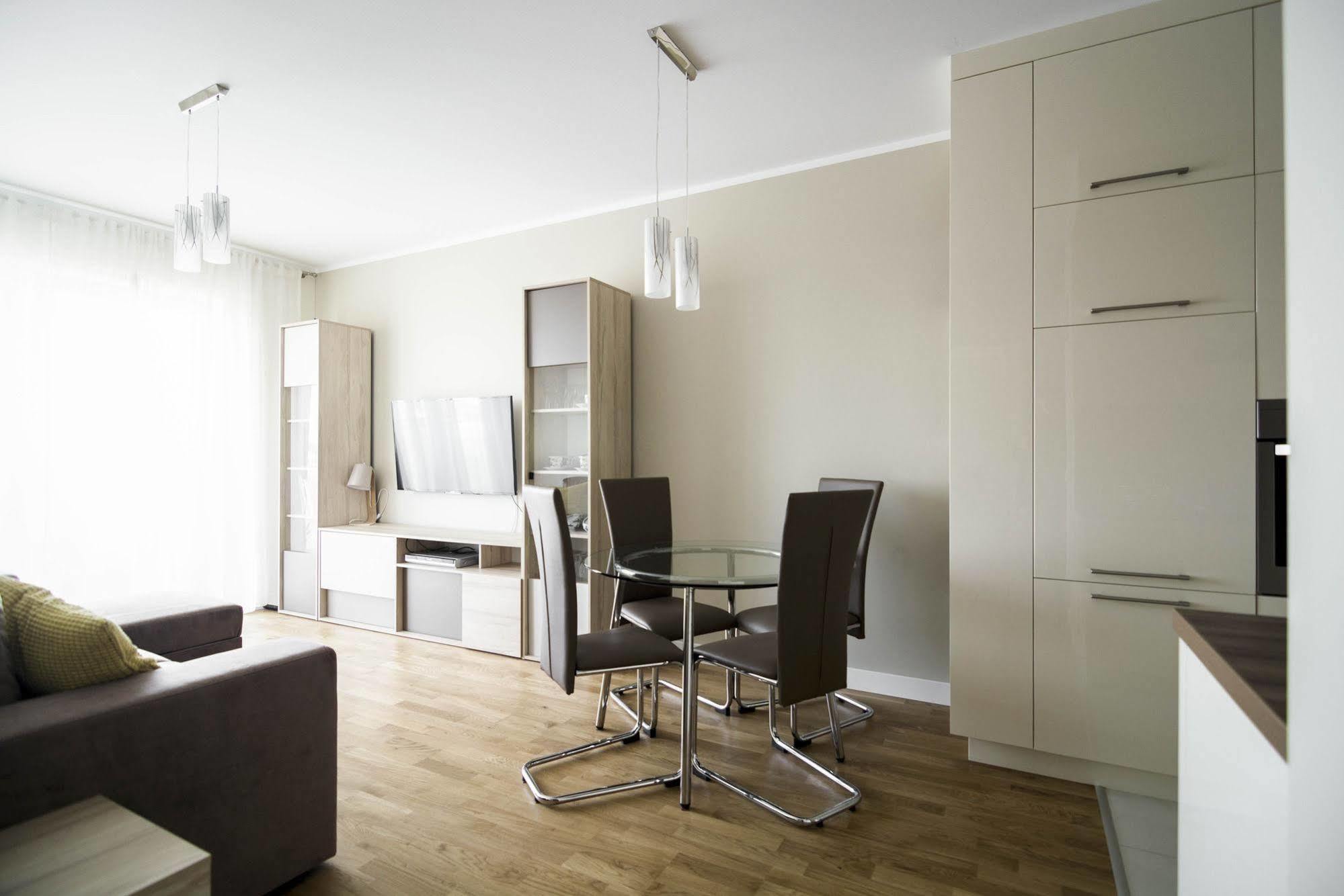 Apartment Bently Platinium - Double Bedroom Seaside Gdansk