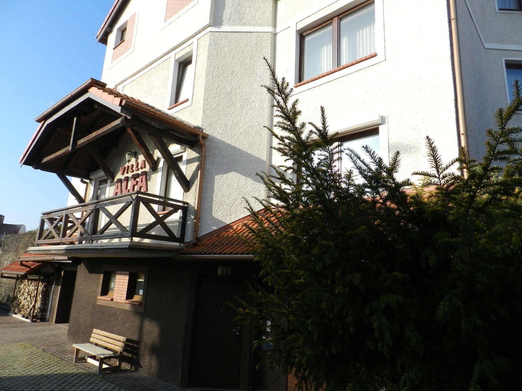 Casa de hóspedes Alfa 3*