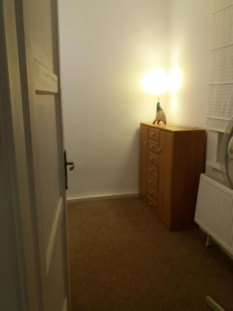 Areszt Domowy Apartment *