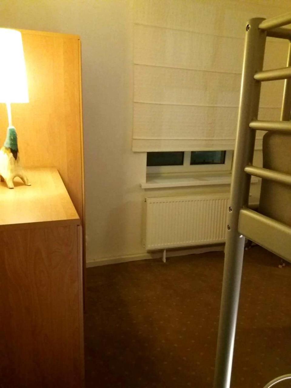 Areszt Domowy Apartment *
