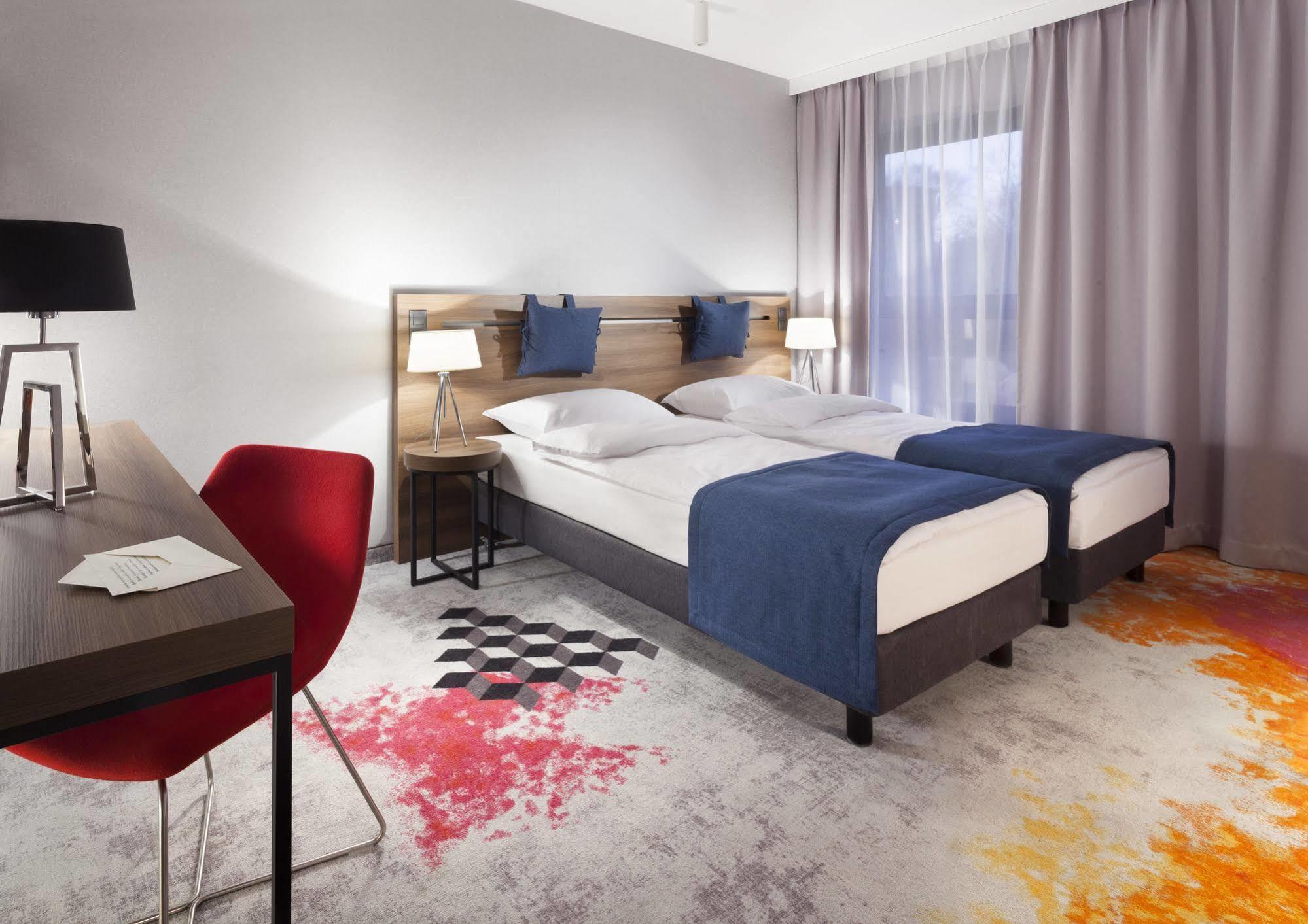 Rentapart Sadova Apartment *