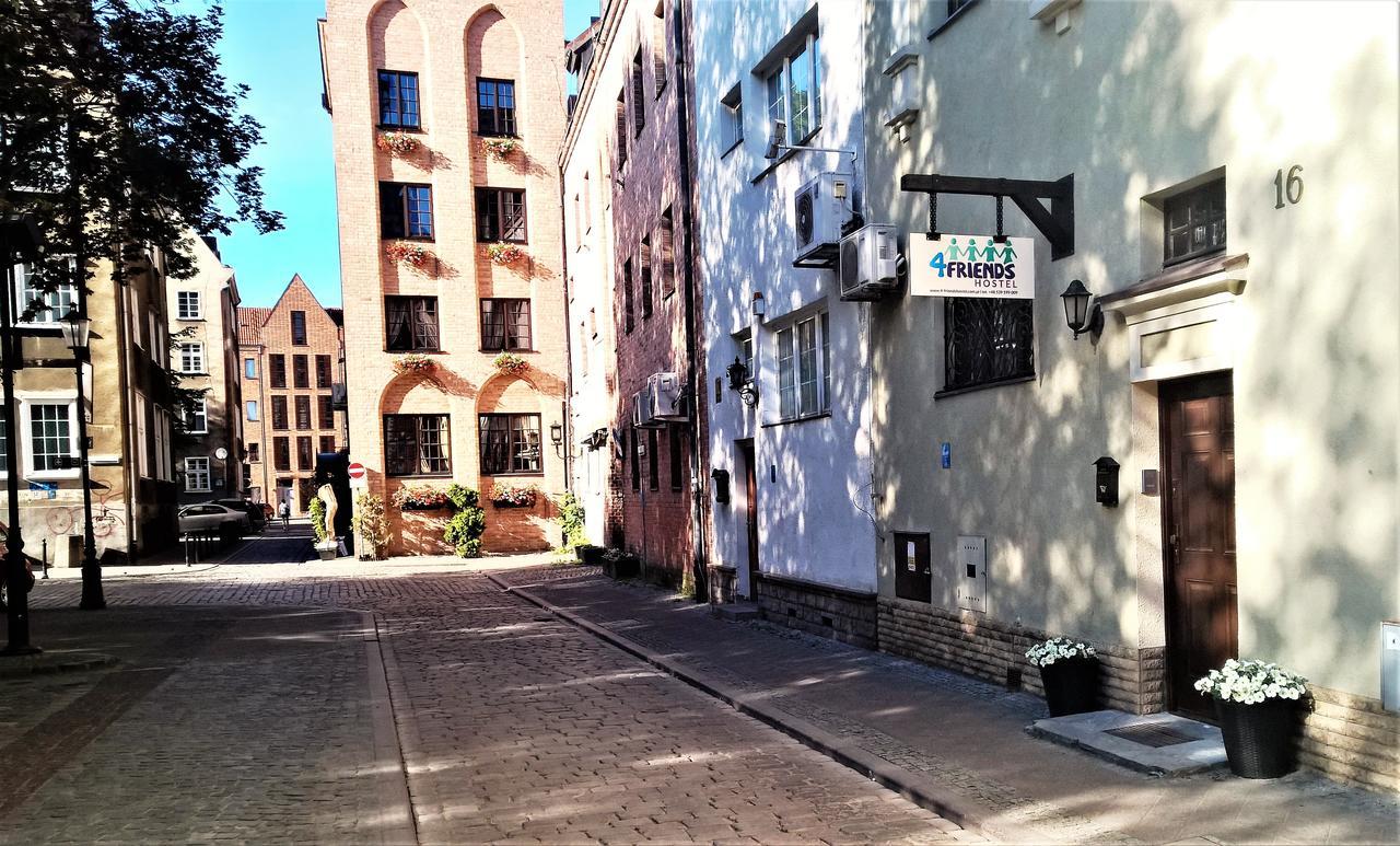 4-friendshostel Hostelli *